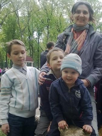 Olga with her children